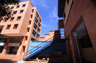 image03